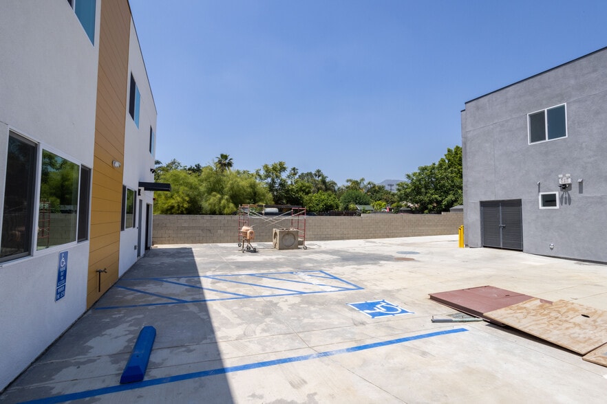 More Photos Of 12647-12649 N Bradley Ave, Sylmar Apartments For Sale