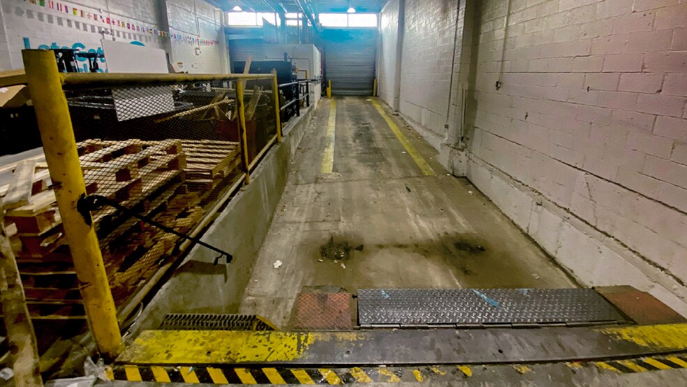 More Photos Of 1845 Steinway St, Astoria Warehouse For Sale