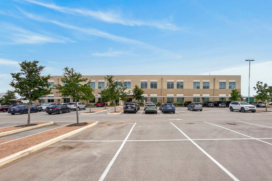 More Photos Of 17766 Verde Pky, Schertz Medical For Sale