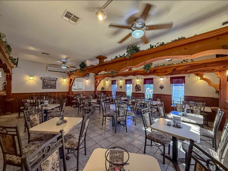 More Photos Of 2203 1st St, Alamogordo General Retail For Sale