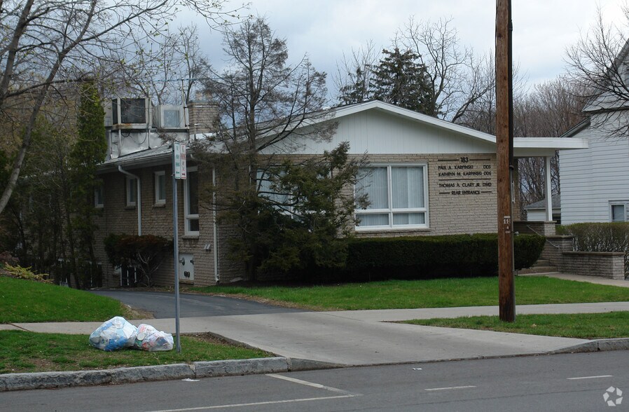 More Photos Of 183 Genesee St, Auburn Medical For Sale