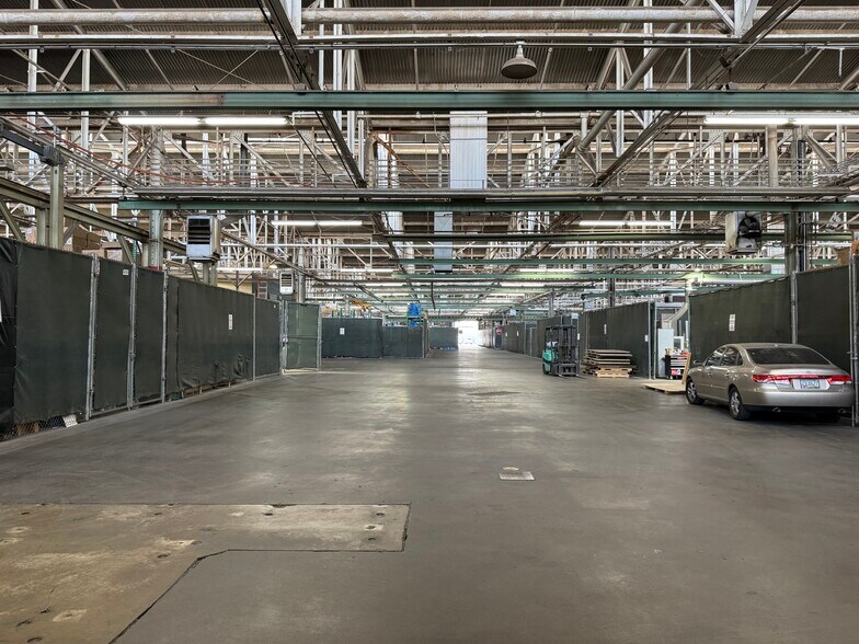 More Photos Of 1300 S Litchfield Rd, Goodyear Unknown For Lease