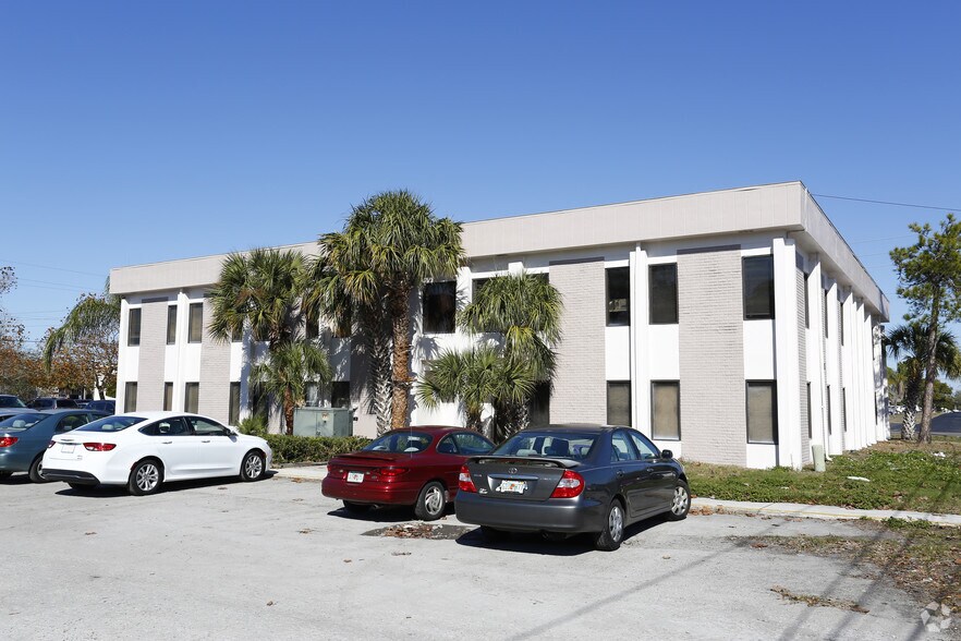 More Photos Of 5006 Trouble Creek Rd, New Port Richey Office For Sale