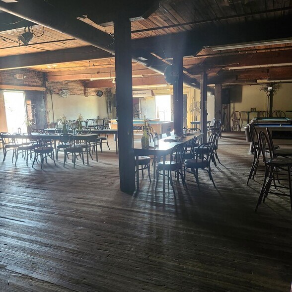 More Photos Of 132 Primitive Ave SW, Pelham Specialty For Sale