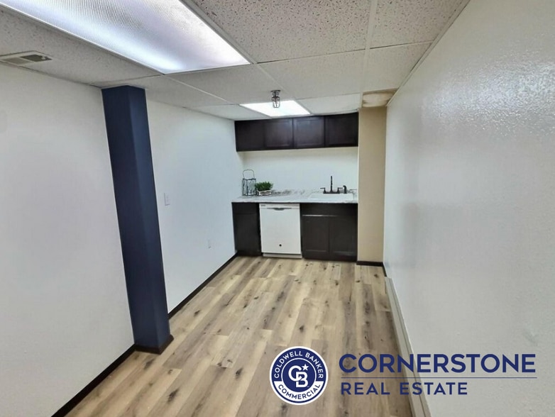 More Photos Of 330 S Walsh Dr, Casper Medical For Lease