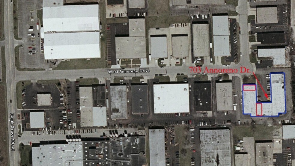 More Photos Of 703 W Annoreno Dr, Addison Warehouse For Lease