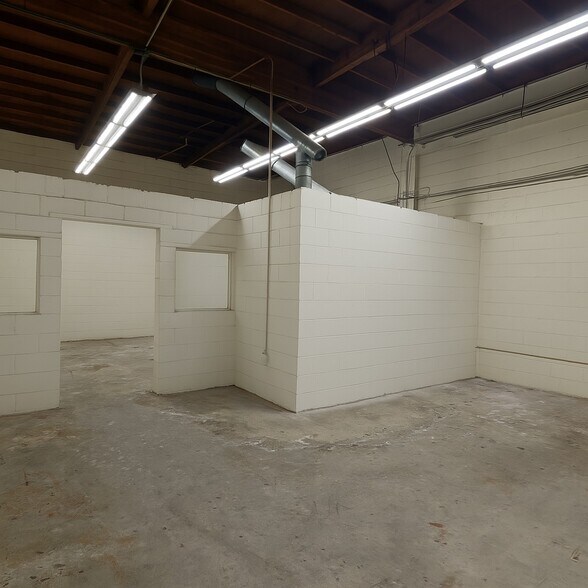 More Photos Of 3014-3018 N Coolidge Ave, Los Angeles Warehouse For Lease