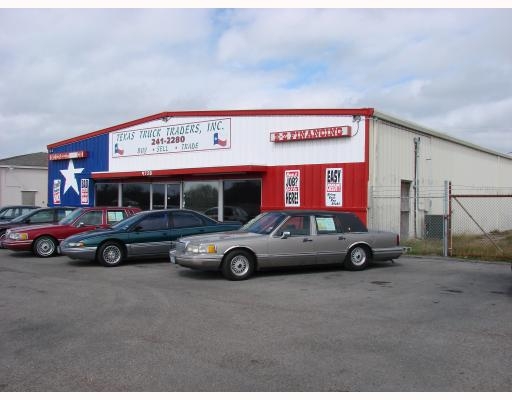 Primary Photo Of 9758 Leopard, Corpus Christi Warehouse For Sale