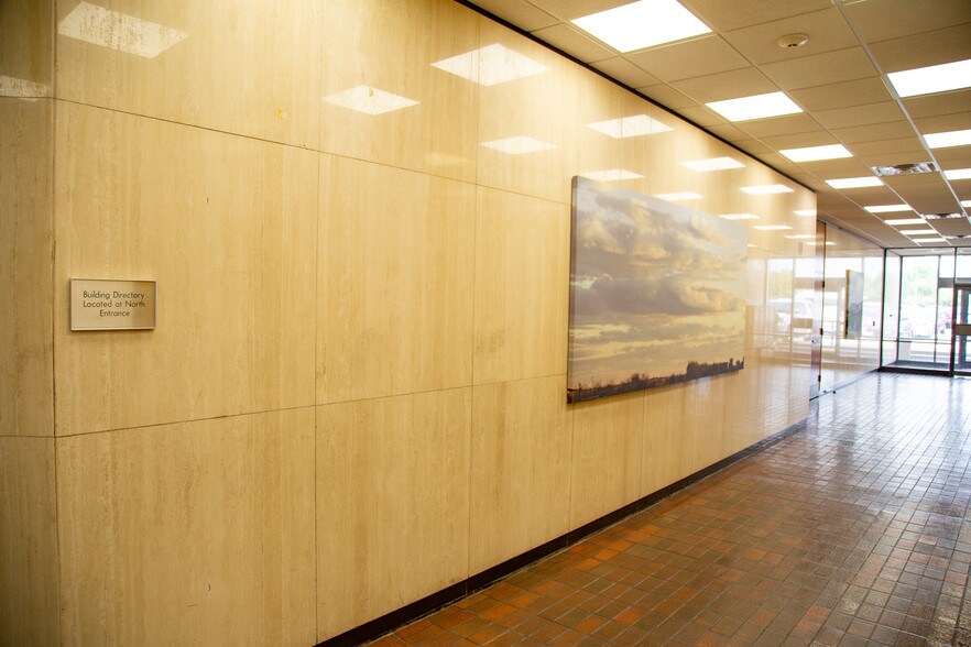 More Photos Of 7001 Boulevard 26, North Richland Hills Office For Sale