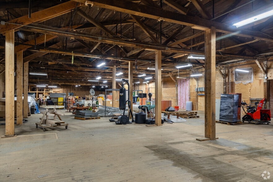 More Photos Of 151 Harrison St, Athol Manufacturing For Sale