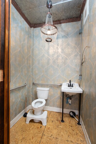 More Photos Of 370 Pacific Ave, Jersey City Storefront Retail Residential For Lease