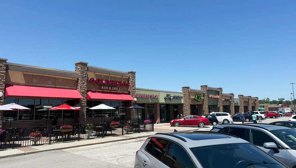 More Photos Of 13215-13483 W Center Rd, Omaha Unknown For Lease