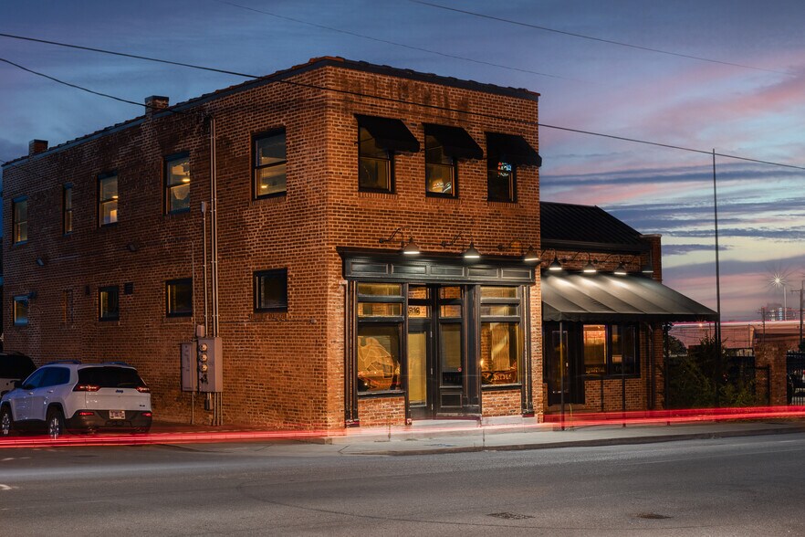 More Photos Of 1314 Jo Johnston Ave, Nashville Freestanding For Sale