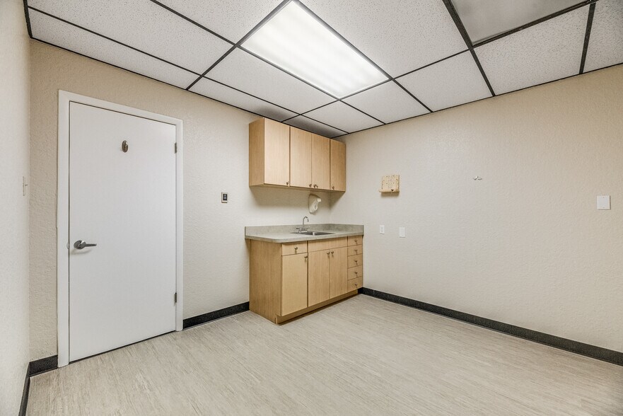 More Photos Of 255 Fortenberry Rd, Merritt Island Medical For Sale