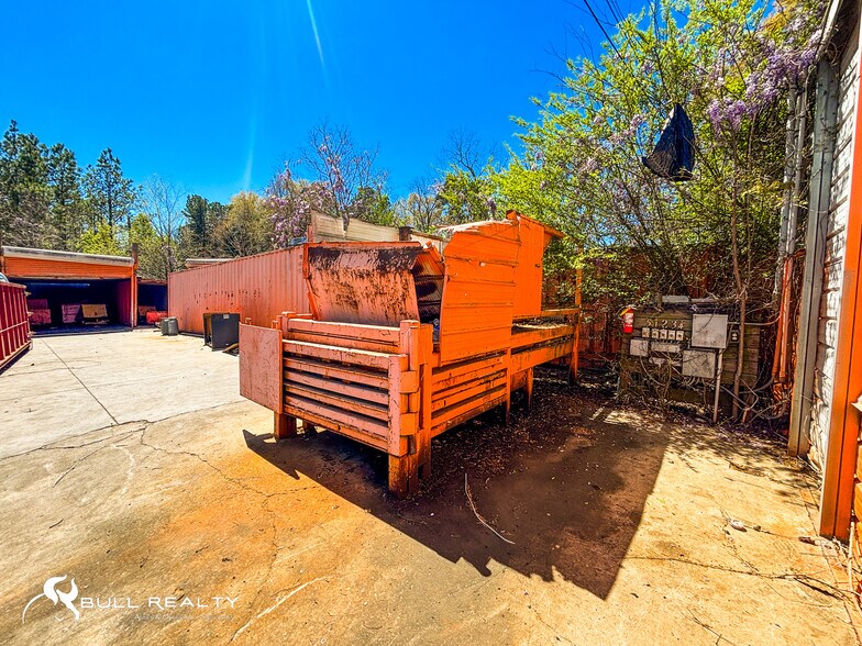 More Photos Of 5607 Hawkinsville Rd, Macon-Bibb Industrial For Sale