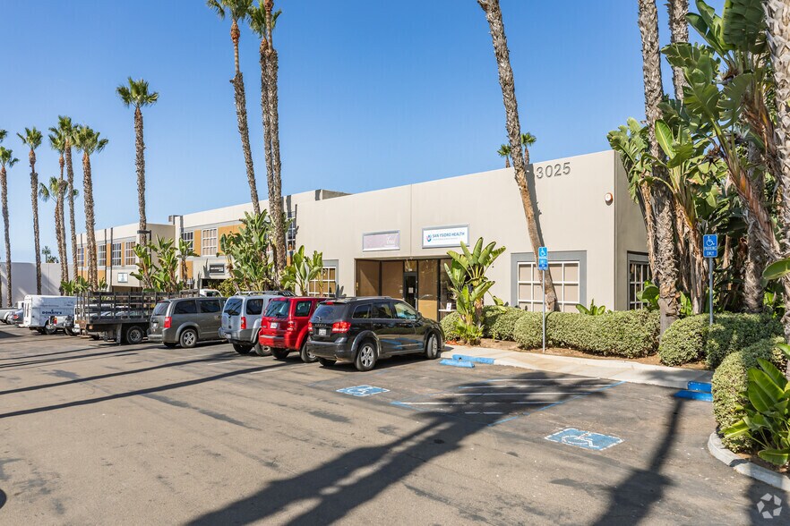 More Photos Of 3025 Beyer Blvd, San Diego Warehouse For Lease