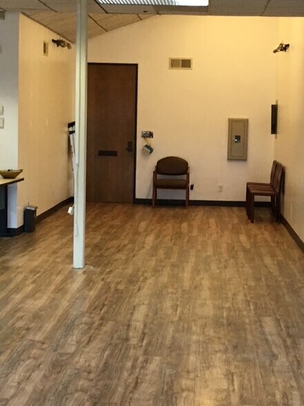 More Photos Of 3845-3885 Beacon Ave, Fremont Medical For Sale