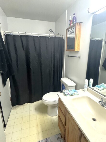 More Photos Of 28 Frederick St, Binghamton Office Residential For Sale