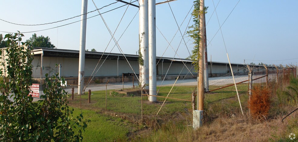 More Photos Of 2425 Rutherford Rd, Greenville Warehouse For Lease