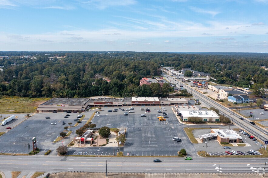 More Photos Of 3755 Bloomfield Rd, Macon-Bibb Freestanding For Lease