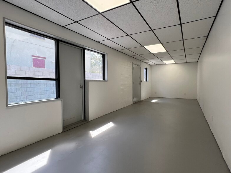 More Photos Of 621 E Route 66, Glendora Industrial For Sale