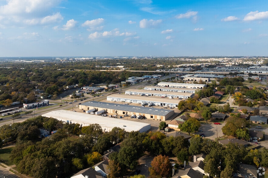 More Photos Of 350 S Belt Line Rd, Irving Unknown For Lease