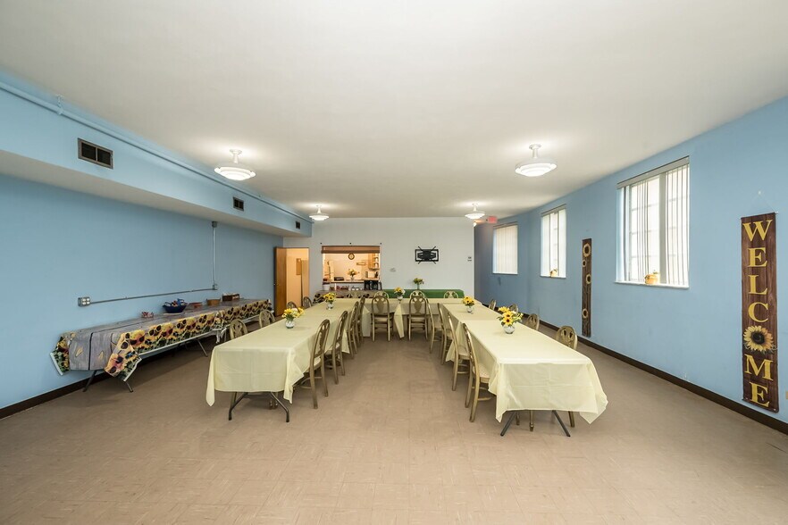 More Photos Of 6026 S Kingshighway Blvd, Saint Louis Religious Facility For Sale