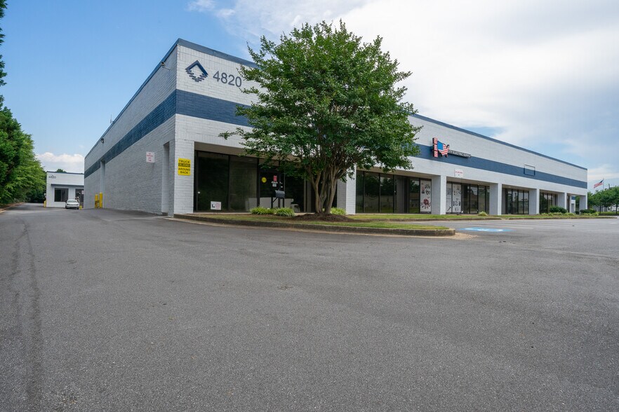 More Photos Of 4820 Clark Howell Hwy, College Park Industrial For Sale