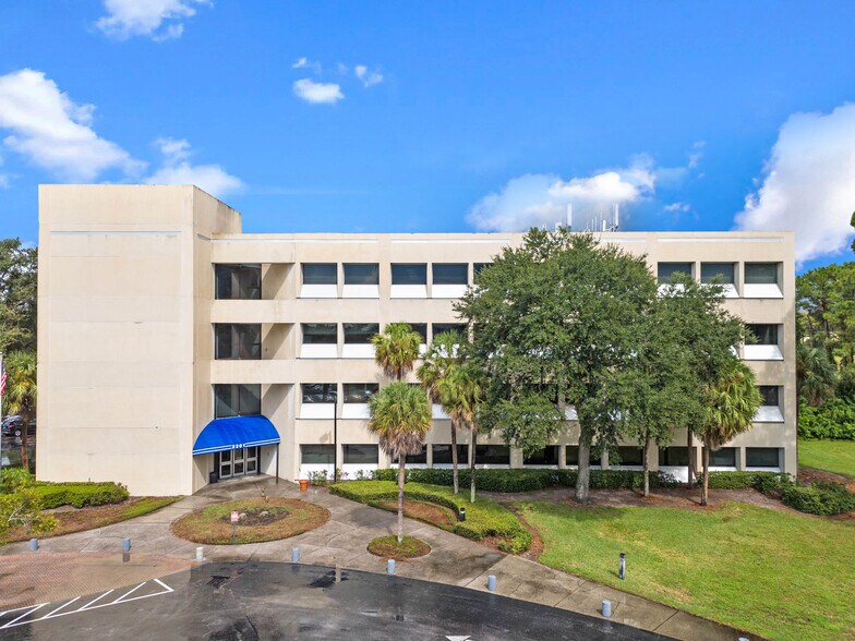 More Photos Of 2201 Lucien Way, Maitland Office For Lease