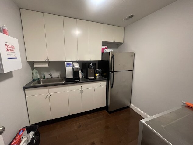 More Photos Of 5 Lincoln St, Canton Office For Sale