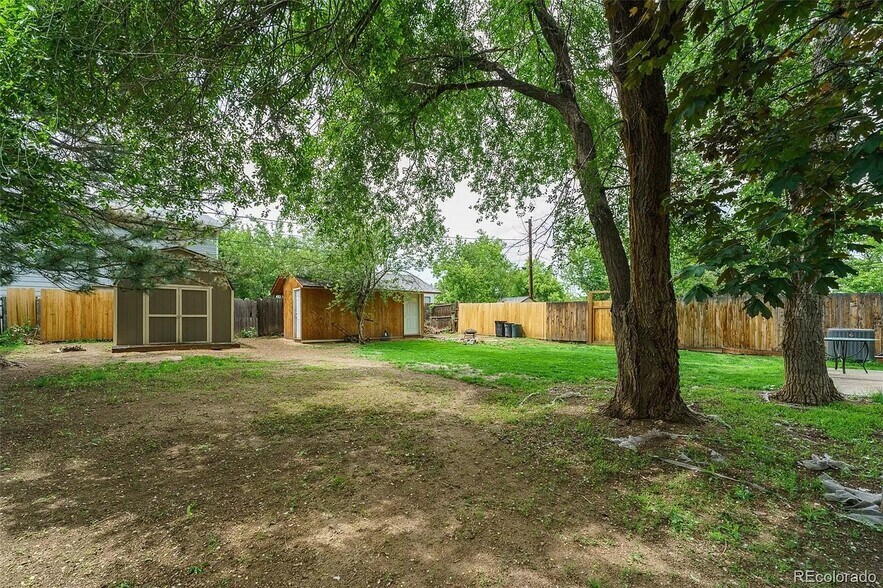 More Photos Of 913 Kilmer St, Golden Apartments For Sale