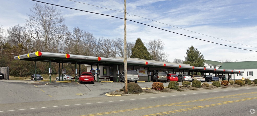 More Photos Of 912 Mulberry St, Loudon Freestanding For Sale