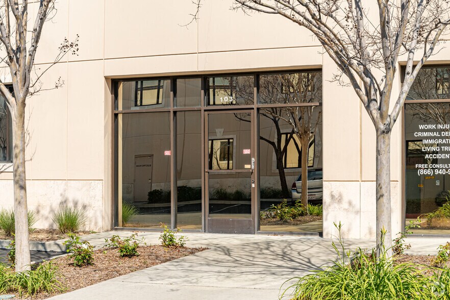 More Photos Of 1795 E Holt Blvd, Ontario Showroom For Sale