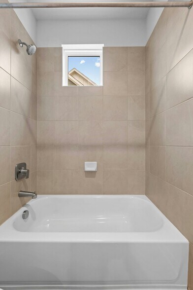 More Photos Of Garten Haus at Solms Landing, New Braunfels Specialty For Sale