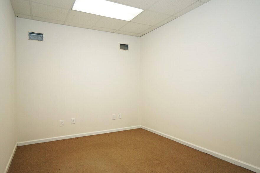 More Photos Of 4241 William Penn Hwy, Murrysville Office Residential For Sale