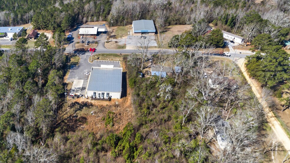 More Photos Of 17824 Montgomery Hwy, Highland Home Freestanding For Sale