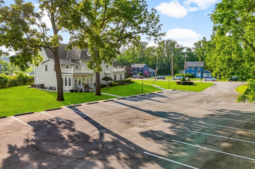 More Photos Of 892 Main St, Fishkill Office For Sale