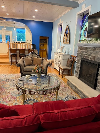 More Photos Of 279 Greenview Dr, Saylorsburg Religious Facility For Sale