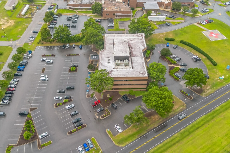 More Photos Of 1175 Cook Rd, Orangeburg Medical For Lease