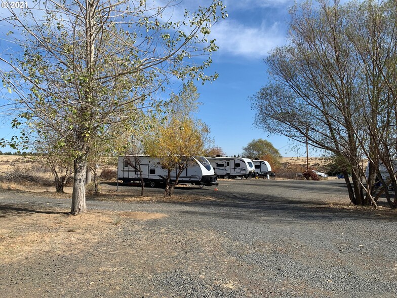 Primary Photo Of 123 Dot rd, Bickleton Trailer Camper Park For Sale