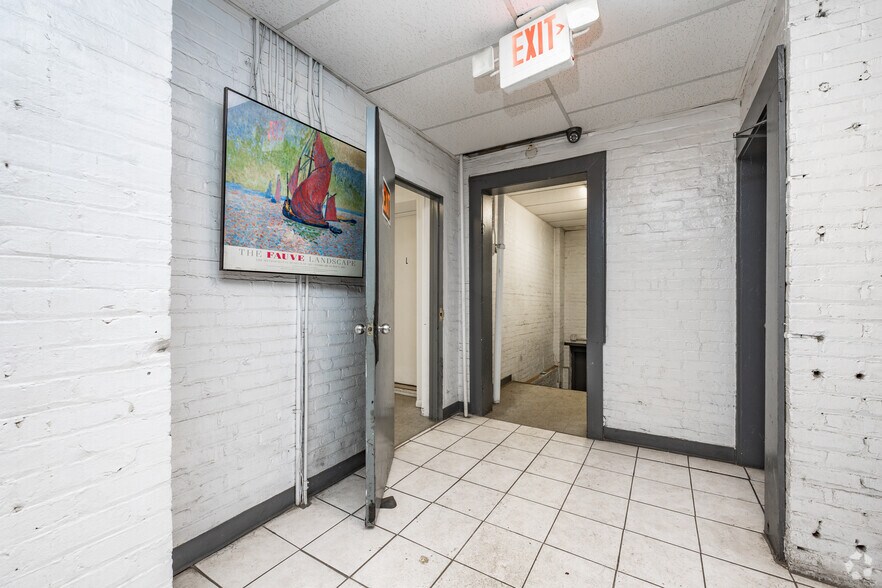 More Photos Of 163 Shaw Ave, Irvington Warehouse For Lease