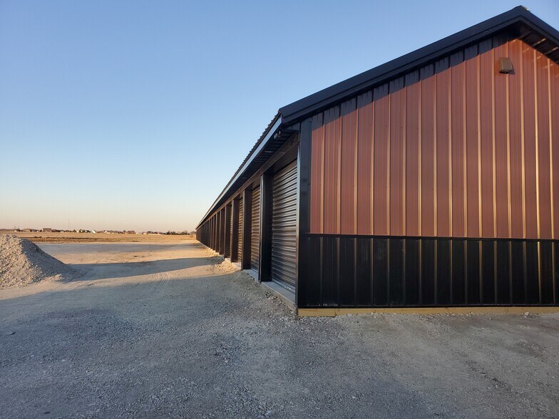 More Photos Of 2240 Celina Rd, Saint Marys Specialty For Sale