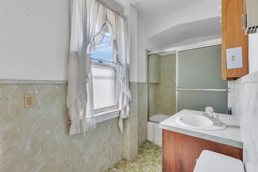 More Photos Of 297 Main St, Monson Storefront Retail Residential For Sale