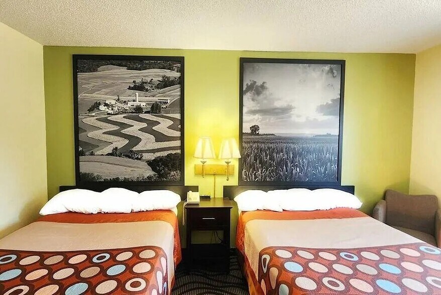 More Photos Of 1635 South 12th Ave West, Newton Hotel For Sale