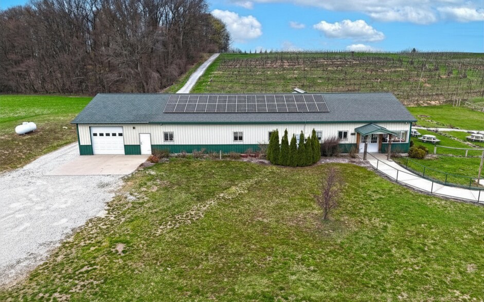 More Photos Of 7785 Hill Rd, Watervliet Specialty For Sale