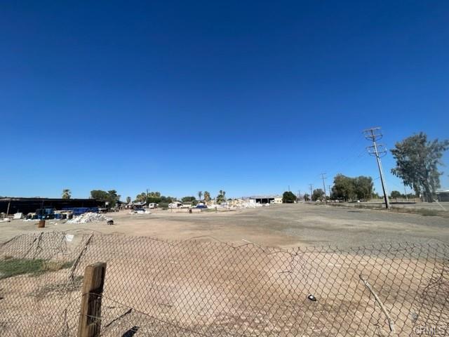 More Photos Of 601 S Lovekin Blvd, Blythe Warehouse For Sale