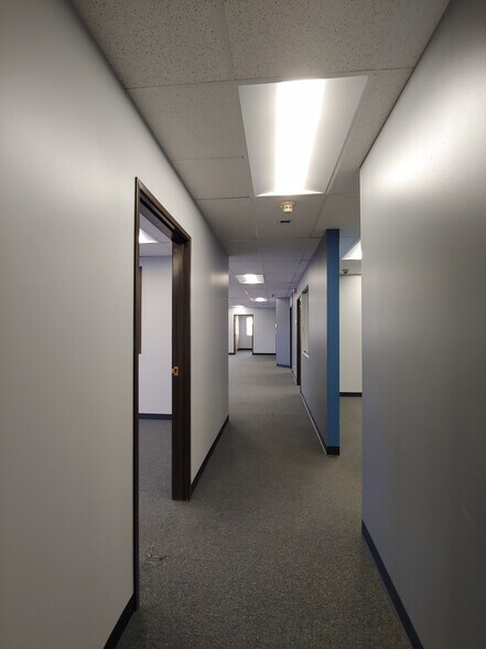 More Photos Of 393 S Harlan St, Lakewood Medical For Lease