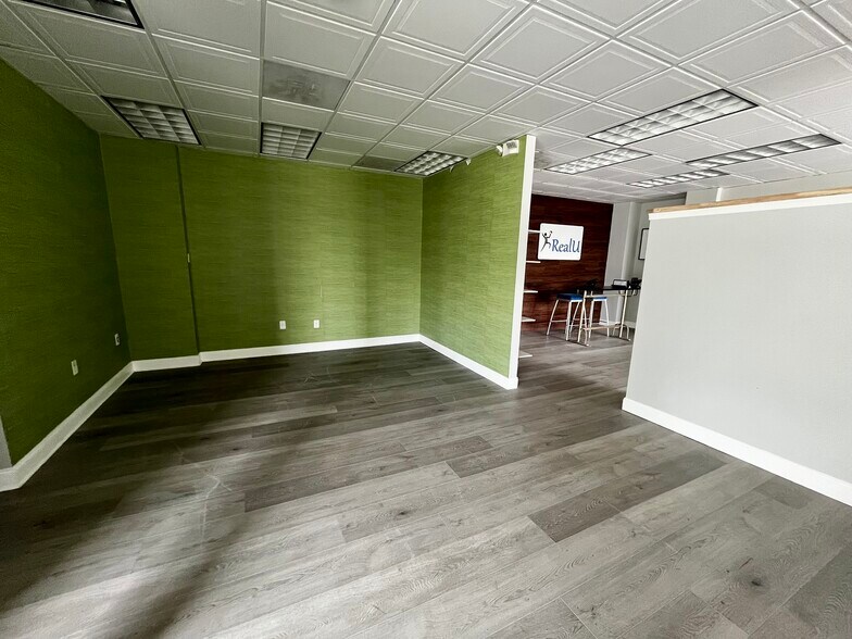 More Photos Of 2435 Rt-38, Cherry Hill Freestanding For Sale