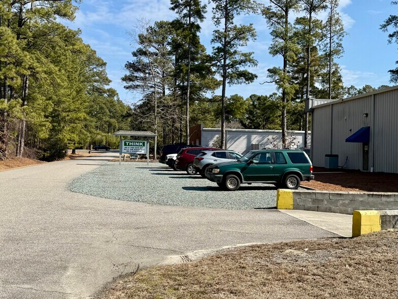 More Photos Of 7718 NC 22 Hwy, Carthage Warehouse For Lease