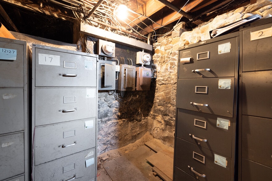 More Photos Of 59 Central Ave, Waterbury Office For Sale